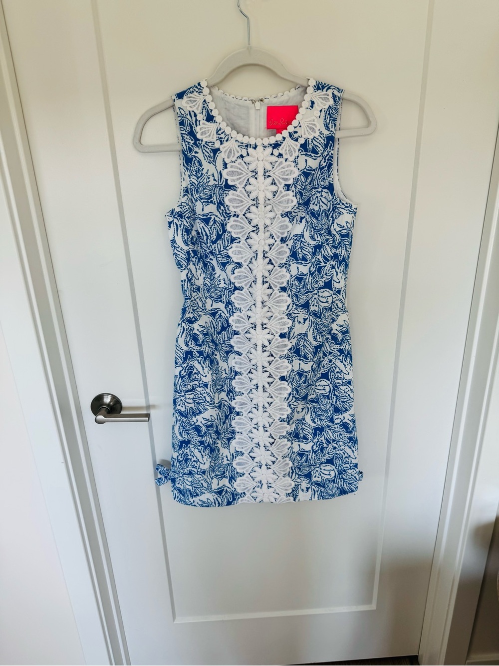 Lilly Pulitzer Blue and White Lace-Trim Sleeveless Mini Dress